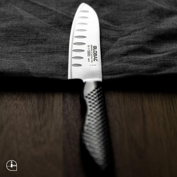 Global 4'' Santoku Knife - Image 3